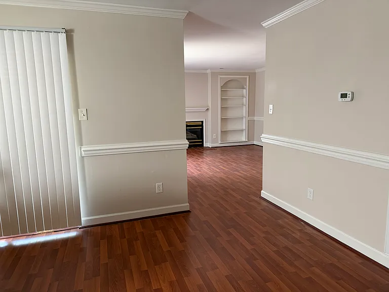 453 Summerwalk Cir — Photo 4