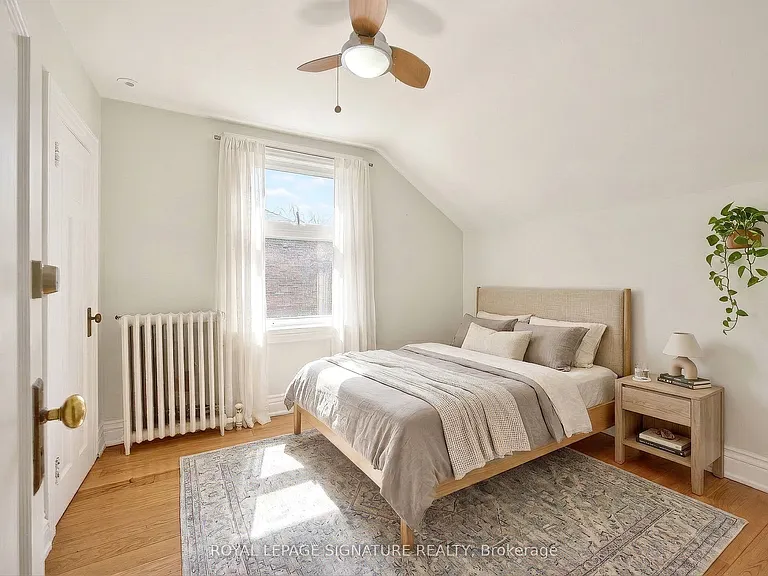 426 Armadale Ave — Photo 34