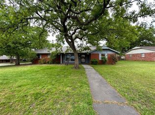 12 Delaware Dr, Shawnee, OK 74801