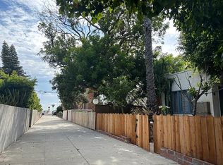 27 Eastwind St APT 2, Marina Del Rey, CA 90292