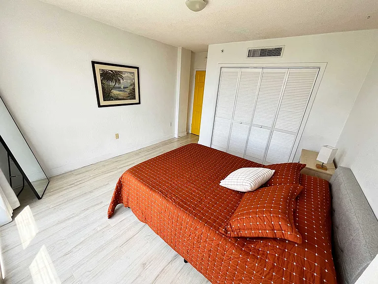 470 3rd St S #0 — Photo 28