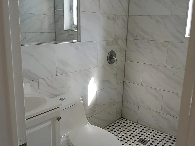 960 SW 2nd St #1 — Photo 12