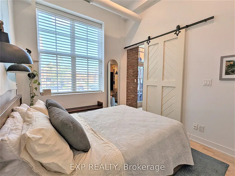 152 Annette St #206 — Photo 17