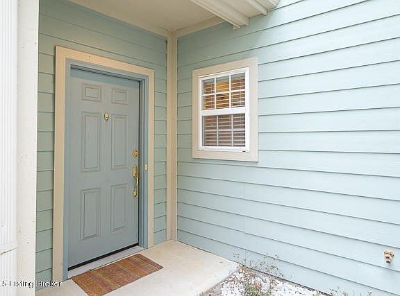 5121 Magdalen Square-1003