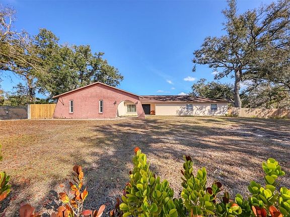 4th image of 3917 Desoto Rd