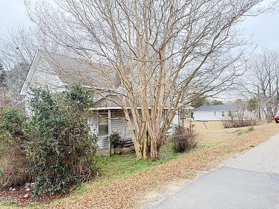 3rd image of 103 Howard Harris Rd