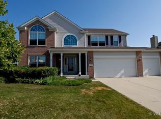 2511 Imgrund Rd, North Aurora, IL 60542