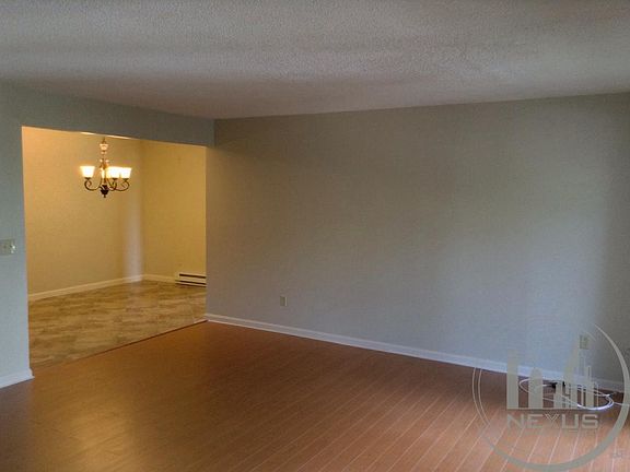 5th image of 1560 Douglas Ave APT 32