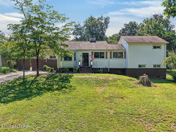 4204 Garden Dr, Knoxville, TN 37918