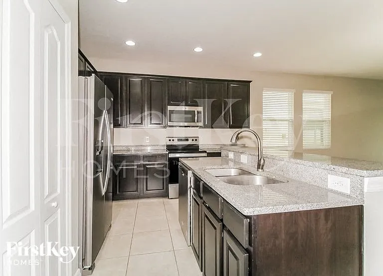 13830 Pickett Reserve Ct — Photo 7