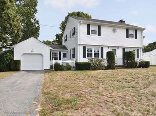 8 Floyd Rd, Warwick, RI 02888