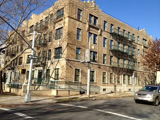 Rented by Mdays Realty | media 20