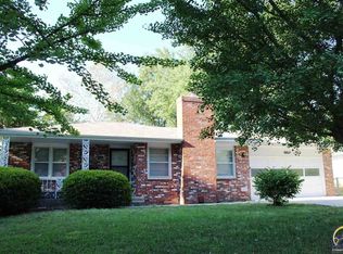 5517 SW 25th St, Topeka, KS 66614