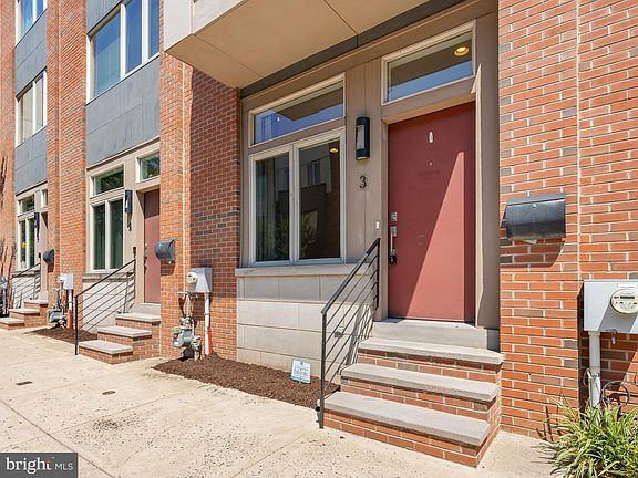 2nd image of 919 N 5th St Unit 3