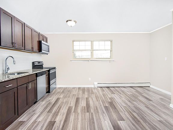 Shrewsbury Arms Apartment Rentals - Eatontown, NJ | Zillow