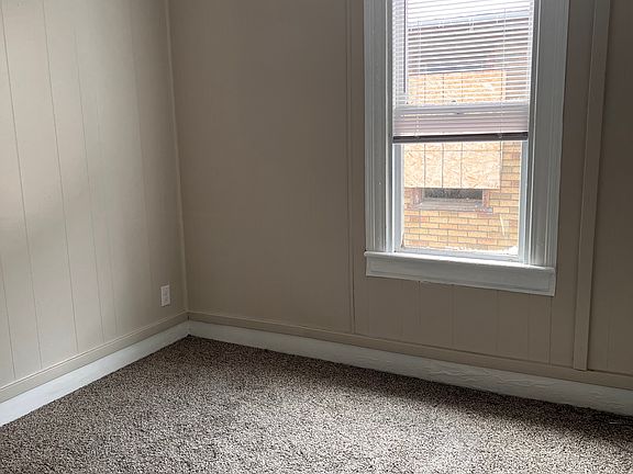 5th image of 87 Main St APT 3