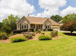 3785 Glen Ian Dr, Loganville, GA 30052
