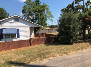 10780 S Main St, New London, TX 75682