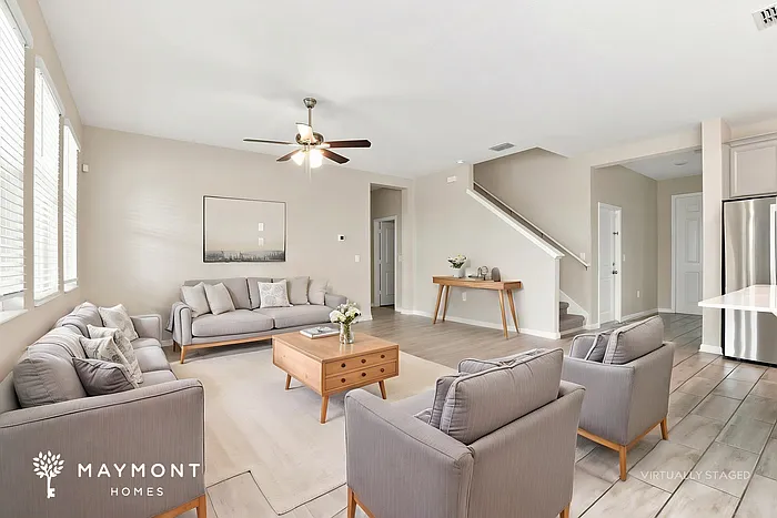 1693 Chatsworth Cir — Photo 5