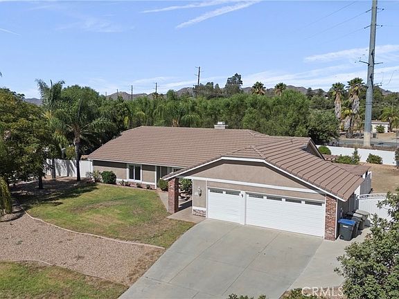 2nd image of 32498 Durango Ct