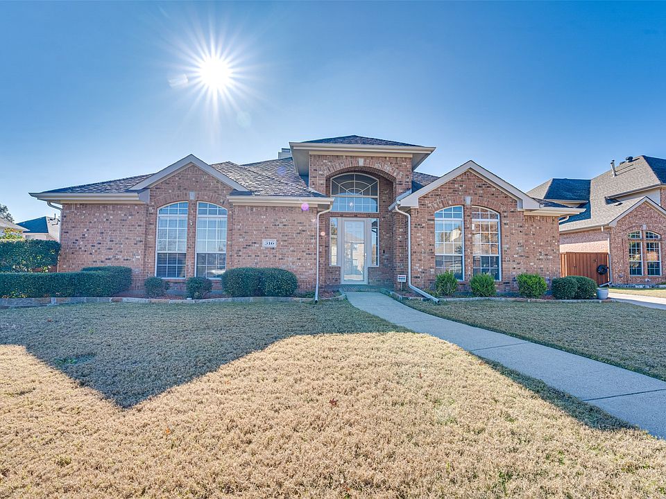 1st image of 316 Mimosa Dr
