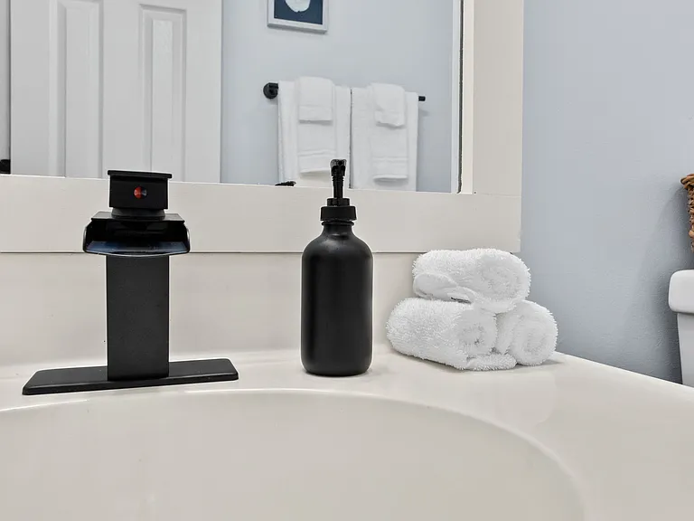 517 White River Dr #22-D — Photo 38