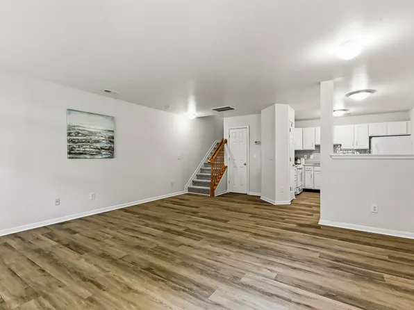 2831 Barrymore St Unit 105, Raleigh, NC 27603