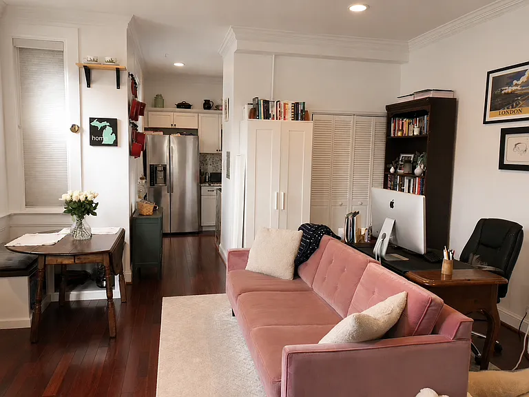 101 N Carolina Ave SE #106 — Photo 4