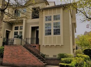 6588 NE Rosebay Dr, Hillsboro, OR 97124