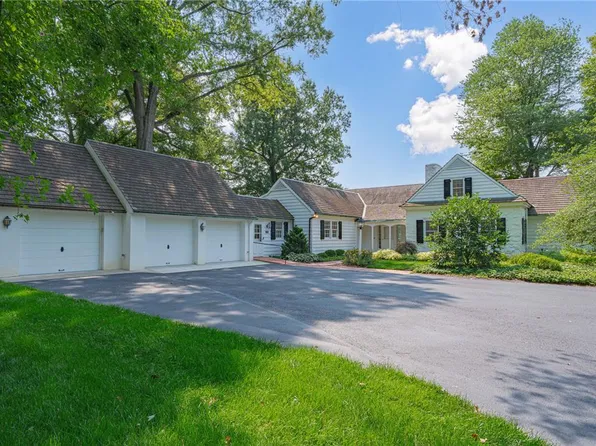 1596 Weyhill Cir, Bethlehem, PA 18015
