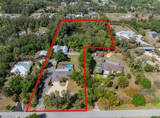 15710 Shamrock Dr, Fort Myers, FL 33912