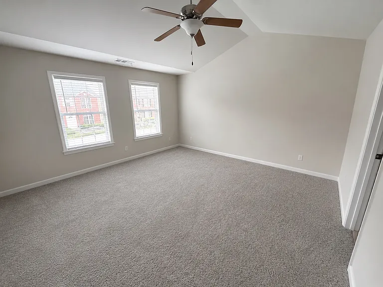 2769 Valley Green Dr — Photo 9