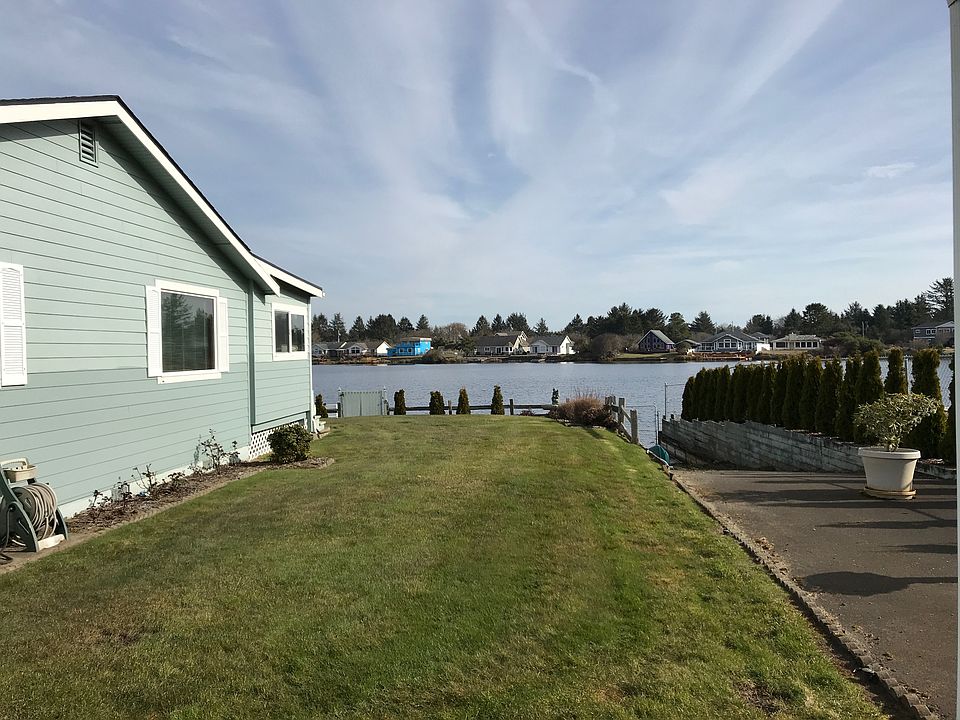 1st image of 948 Texmar Ave SW
