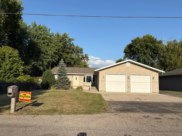 1602 College Dr N, Devils Lake, ND 58301