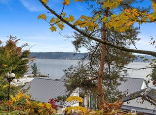 445 W Lake Sammamish Pkwy SE, Bellevue, WA