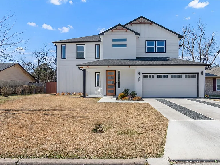2307 Lathan Ln — Photo 1