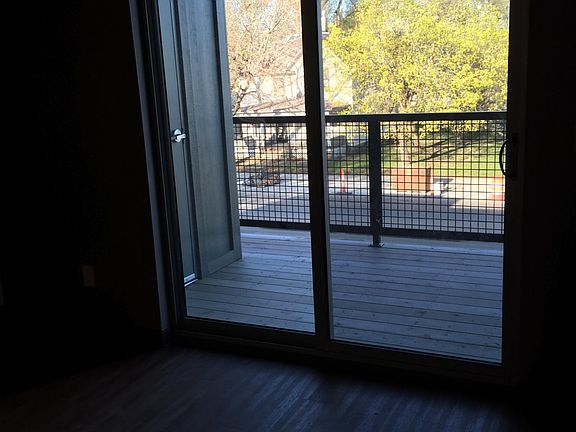 2nd image of 444 N 27th St APT 204
