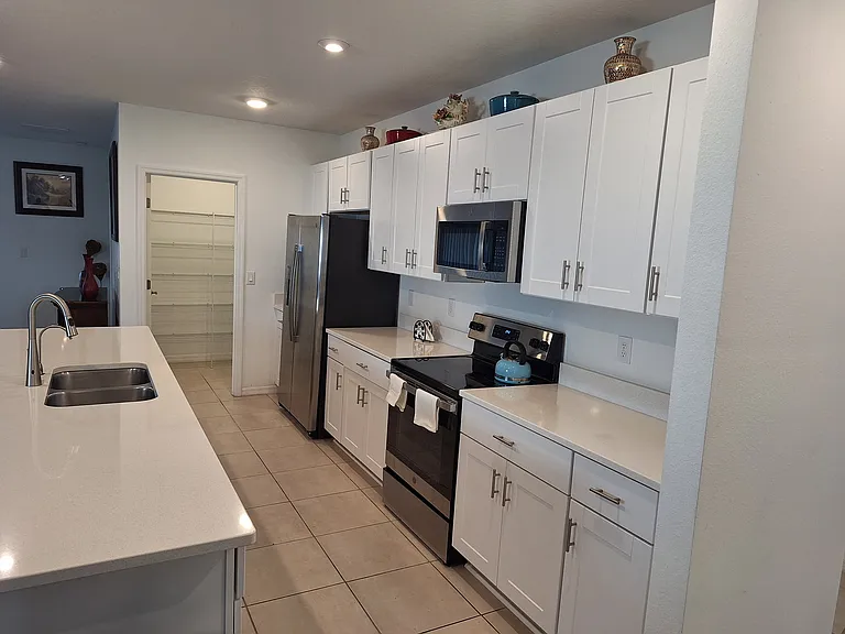 217 Aquamarine Ln — Photo 9