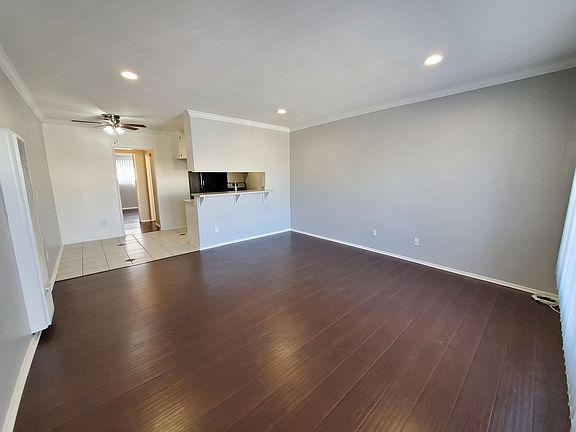3rd image of 1454 S Norton Ave APT 8