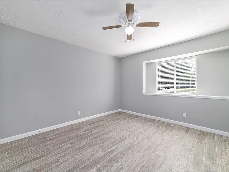 10522 Northview Dr — Photo 30