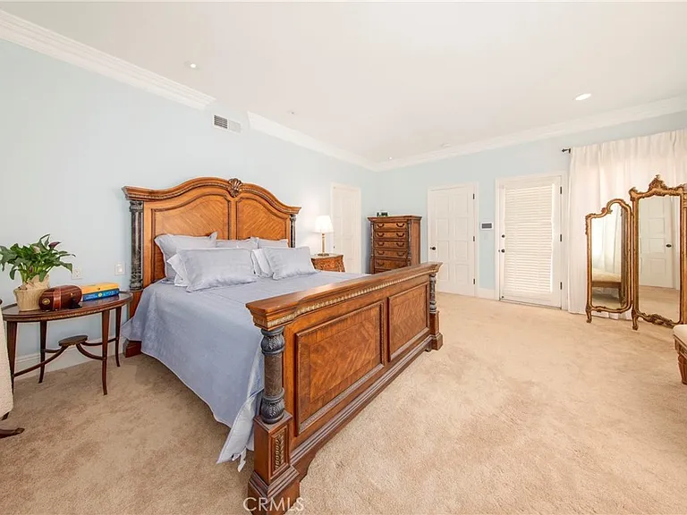 3546 Dixie Canyon Pl — Photo 8