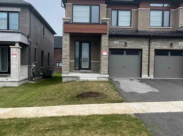 44 Daisy St, Springwater, ON L9X 2C5
