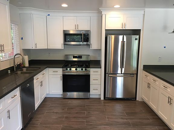5th image of 414 Haydon St APT A