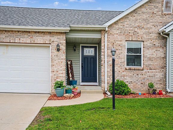 4th image of 3337 Field Gate Dr
