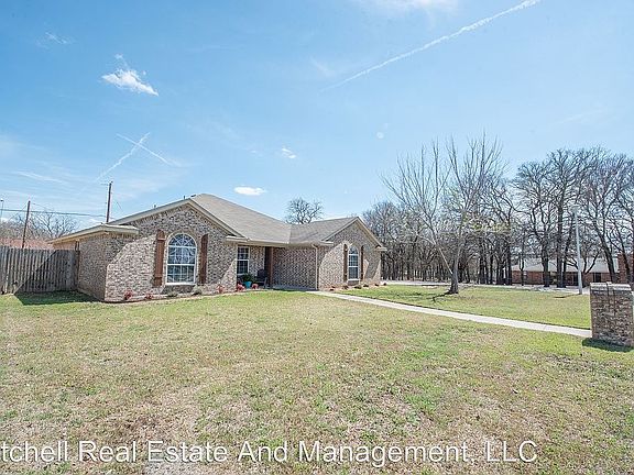 Large corner lot