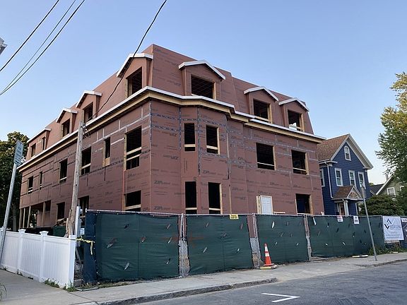 3rd image of 87 Essex St #5