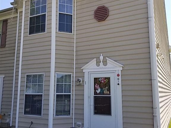 3rd image of 1 Mast Ct