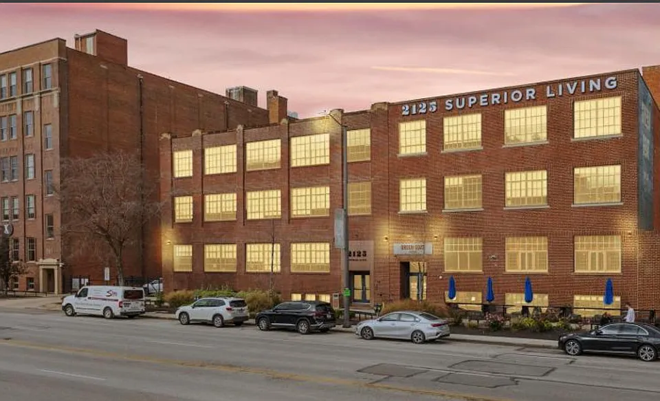 2125 Superior Living