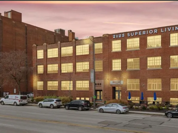 2125 Superior Living
