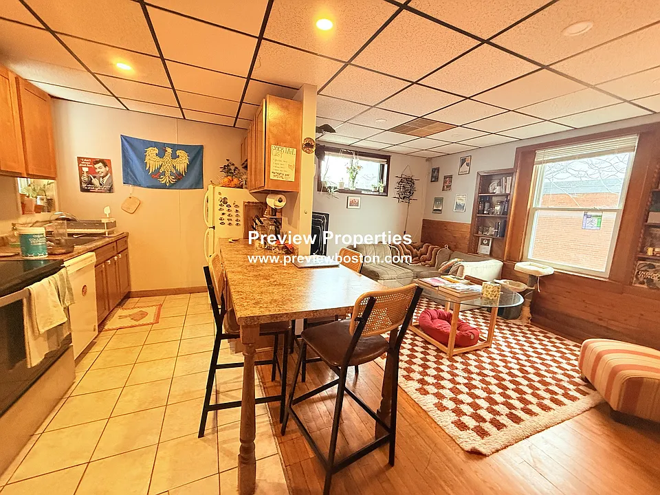 1211 Commonwealth Ave #2B